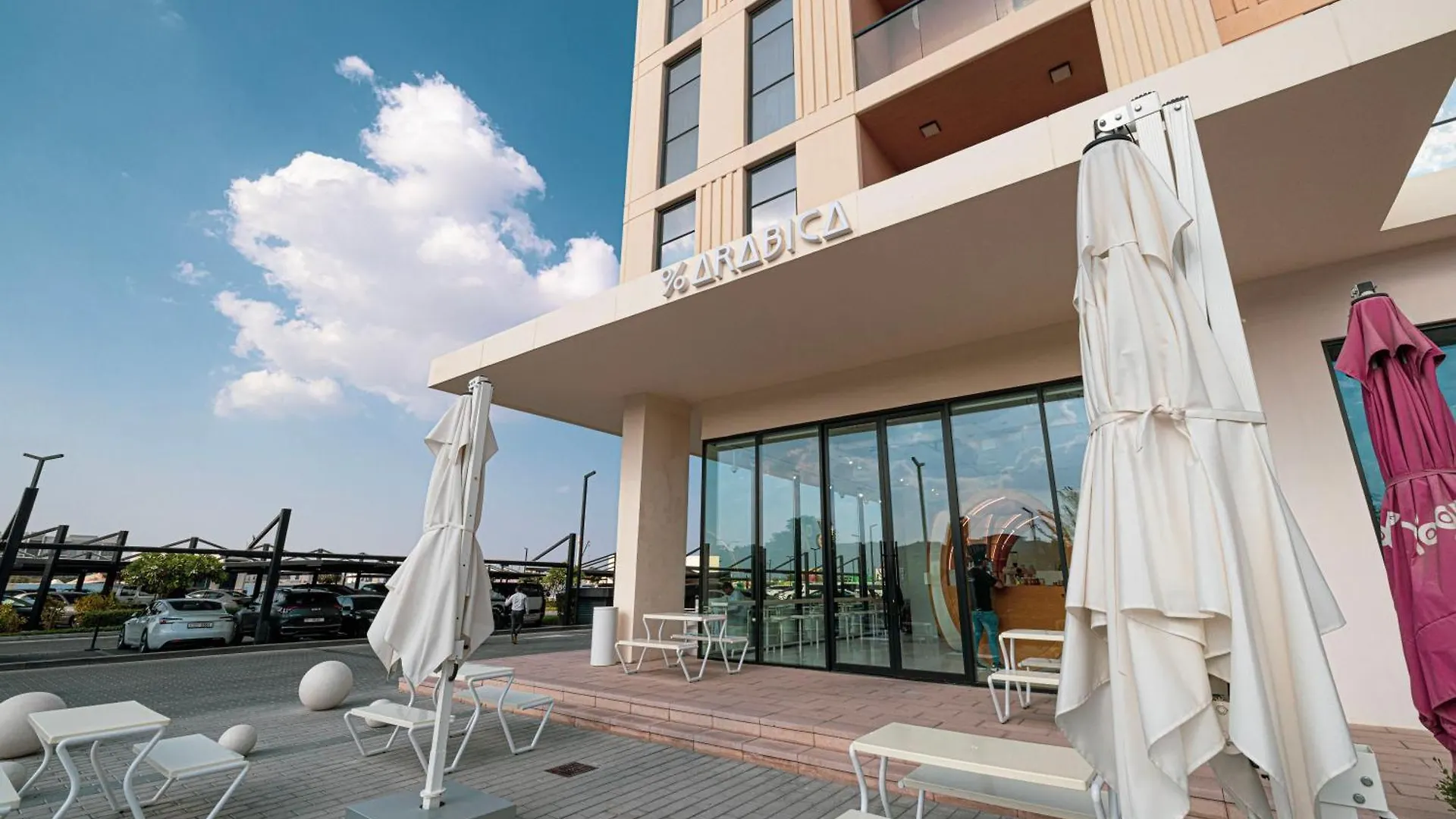 1Bhk Elegant Apartment - The Artist Home Шарджа