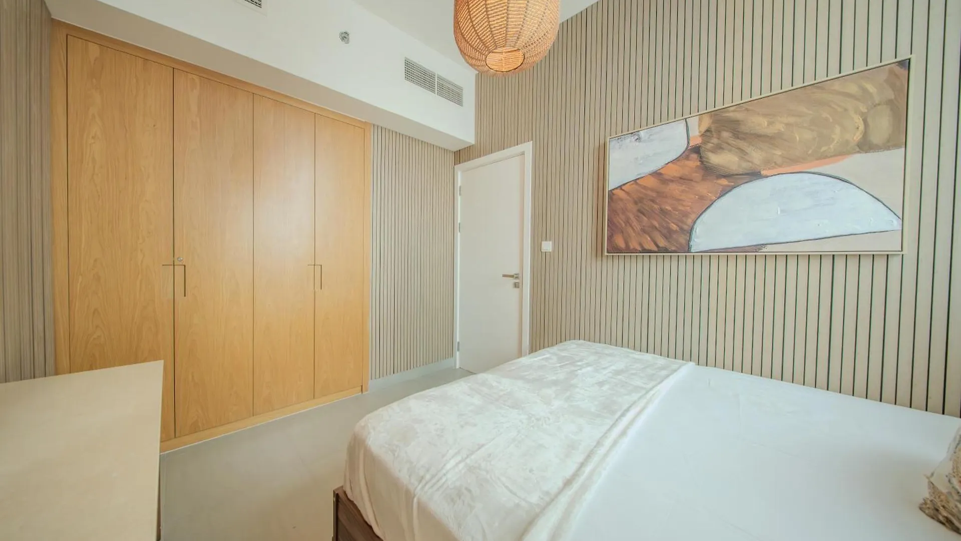 1Bhk Elegant Apartment - The Artist Home Sharjah 0*,